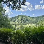 Le Quarante Et Un