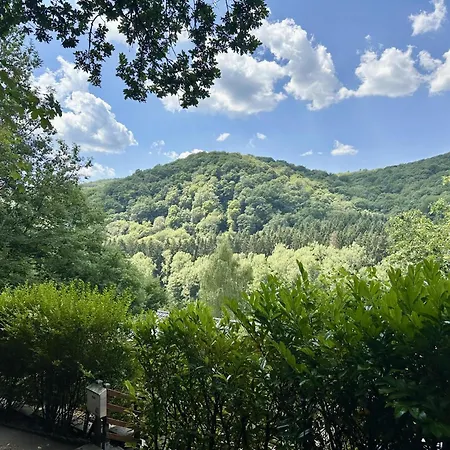 Le Quarante Et Un